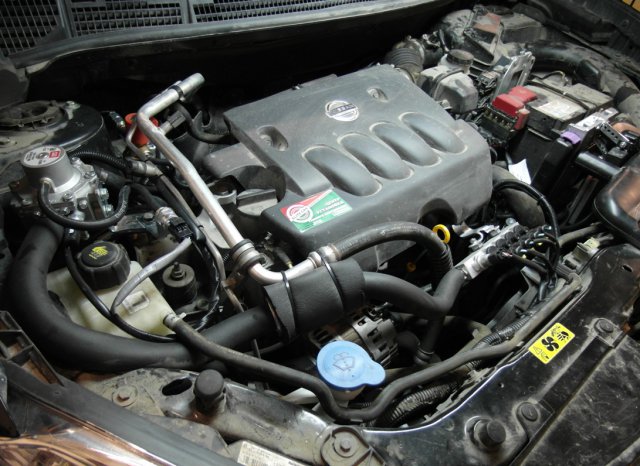 Подкапотная компоновка элементов ГБО BRC Sequent Plug&Drive Nissan Qashqai+2 MR20, перевод авто на газ