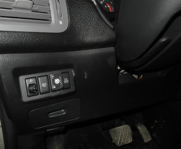 Кнопка переключения и индикации режима работы ГБО Nissan X-Trail, перевод авто на газ