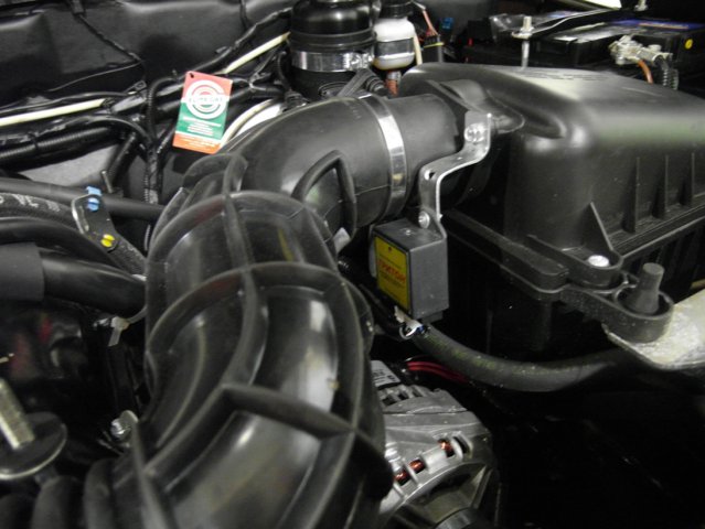 Подкапотная компоновка элементов системы (вариатор УОЗ) на Niva Chevrolet