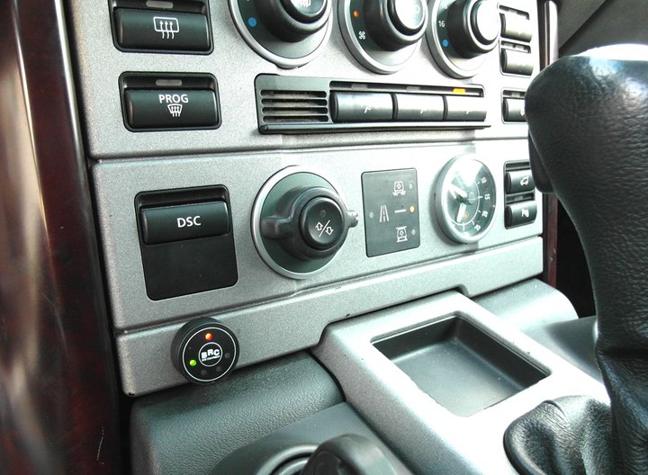 Кнопка переключения и индикации режимов работы ГБО BRC Sequent Plug&Drive с указателем уровня топлива, Range Rover Vogue (L322)