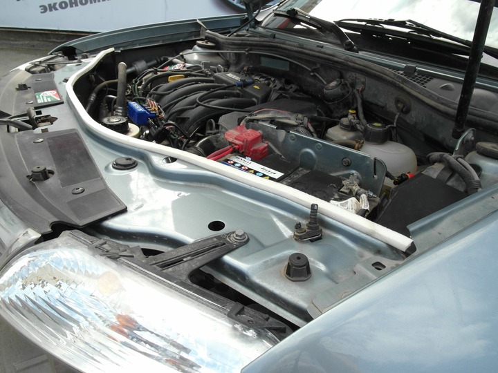Подкапотная компоновка, двигатель K4M, Renault Duster