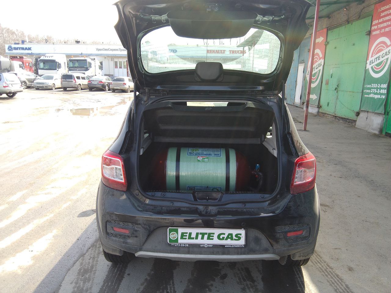 Багажник Рено Сандеро с облегченным метановым баллоном 90 л (тип 2)