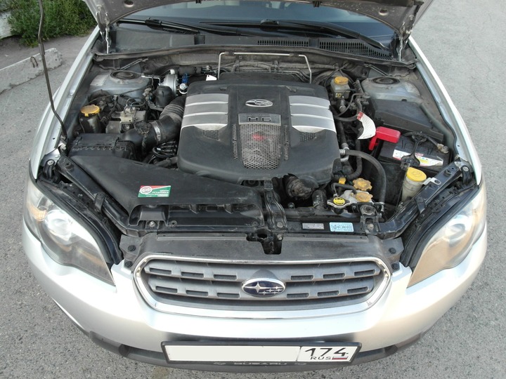 Подкапотная компоновка, двигатель EZ30 (Flat-6), Subaru Outback