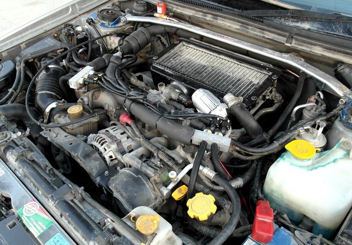 Подкапотная компоновка ГБО BRC Sequent, Subaru Forester 2.0 Turbo (SF5)