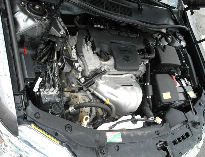 Подкапотная компоновка, двигатель 2AR-FE, ГБО BRC Sequent Plug&Drive CNG метан, Toyota Camry (XV50)