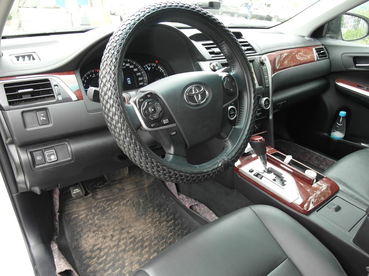 салон Toyota Camry