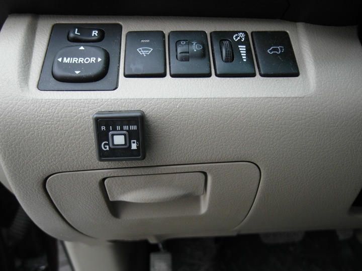 Кнопка переключения режимов работы ГБО, Toyota Highlander