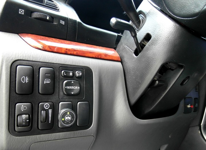 Кнопка переключения и индикации режимов работы ГБО BRC Sequent с указателем уровня топлива, Toyota Land Cruiser Prado 120