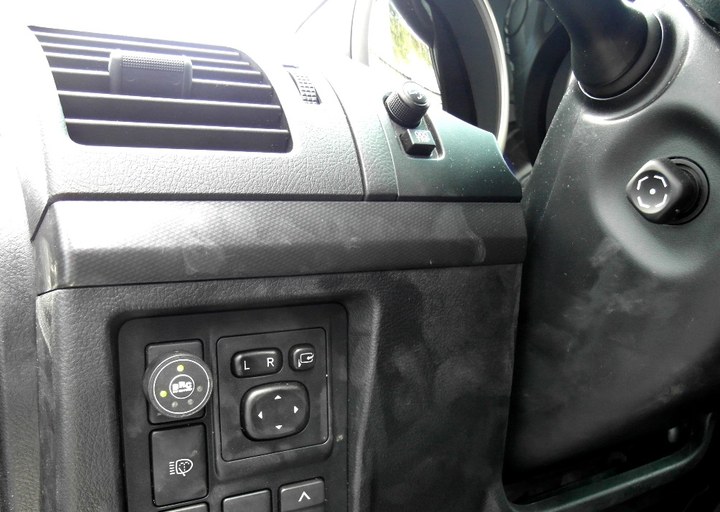 Кнопка переключения и индикации режимов работы ГБО BRC Sequent Plug&Drive с указателем уровня топлива, Toyota Land Cruiser Prado 150