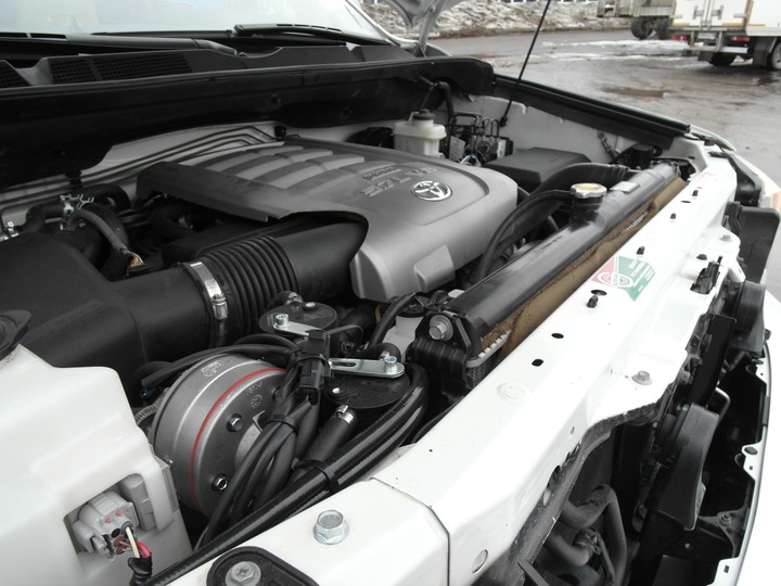 Подкапотная компоновка, Toyota Sequoia, редукторы и газовые фильтры