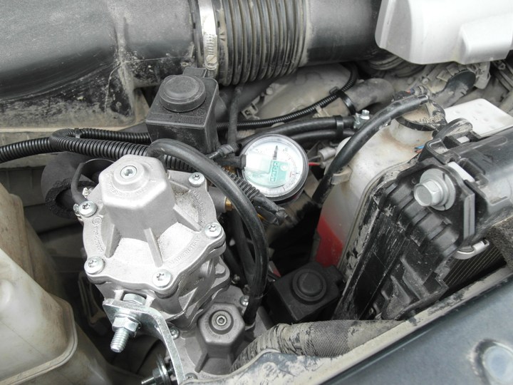 вариатор угла опережения зажигания, подкапотная компоновка, Toyota Tundra