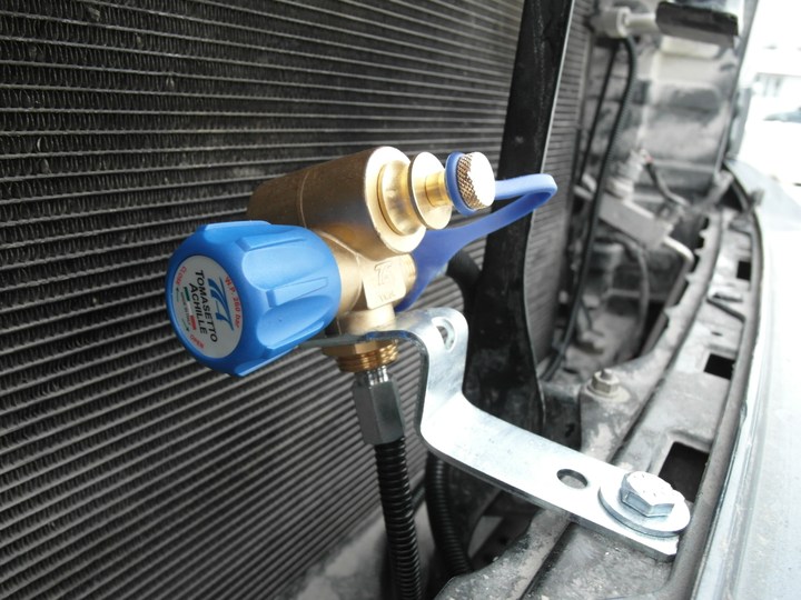Заправочное устройство для заправки природным газом, Toyota Tundra