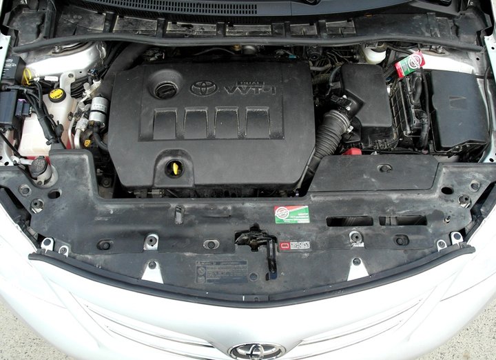 Подкапотная компоновка, Toyota Corolla E150