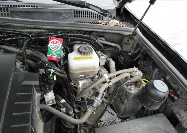 Подкапотная компоновка элементов ГБО BRC Sequent G-Max на Toyota LC Prado 120