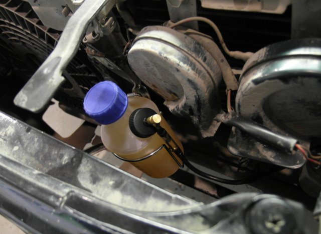 Система охлаждения и смазки клапанов Flash Lube на Toyota Sprinter Marino