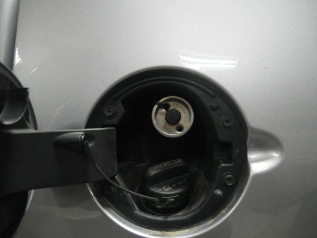 Газовое заправочное устройство с переходником на Toyota Tundra Double Cab