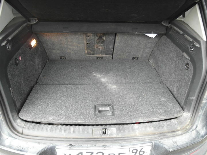 Багажное отделение Volkswagen Tiguan