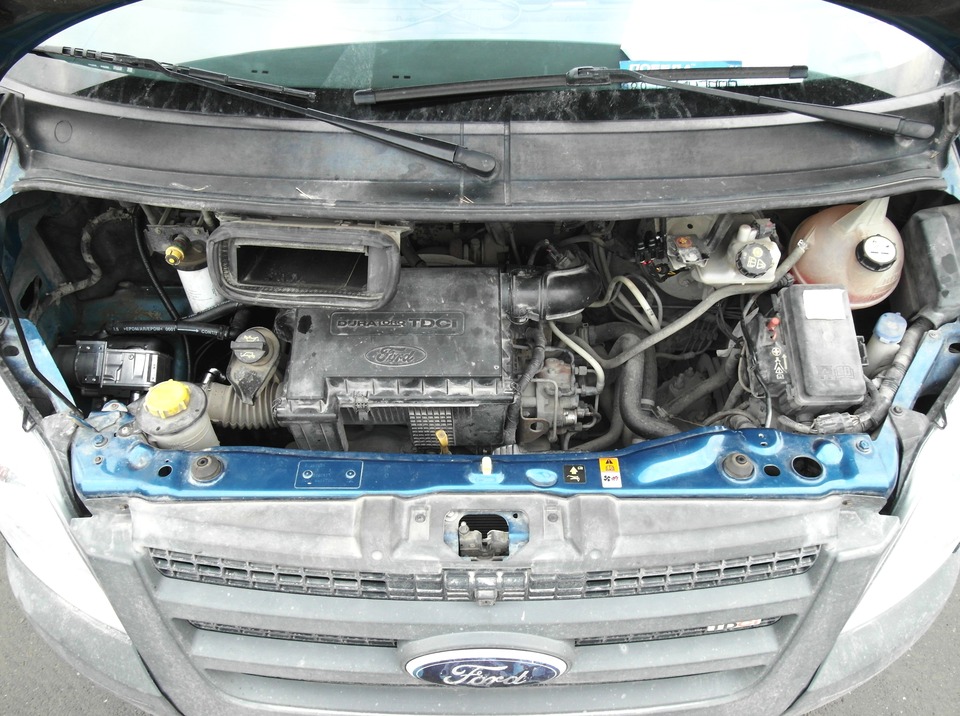 двигатель Duratorq TDCi, дизельный, 4-цилиндровый, 2.2 л, 110 л.с., Ford Transit