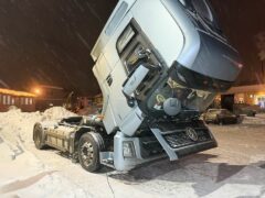 Установка предпускового подогревателя на Shacman X5000. Екатеринбург