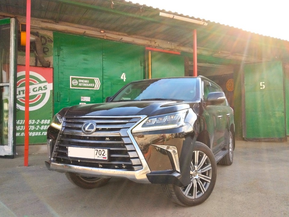Установка ГБО пропан на Lexus LX570 (J200). Екатеринбург